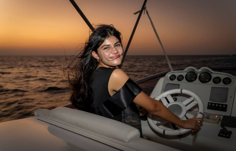 Speciale viering/romantische luxe jachttour rond Dubai