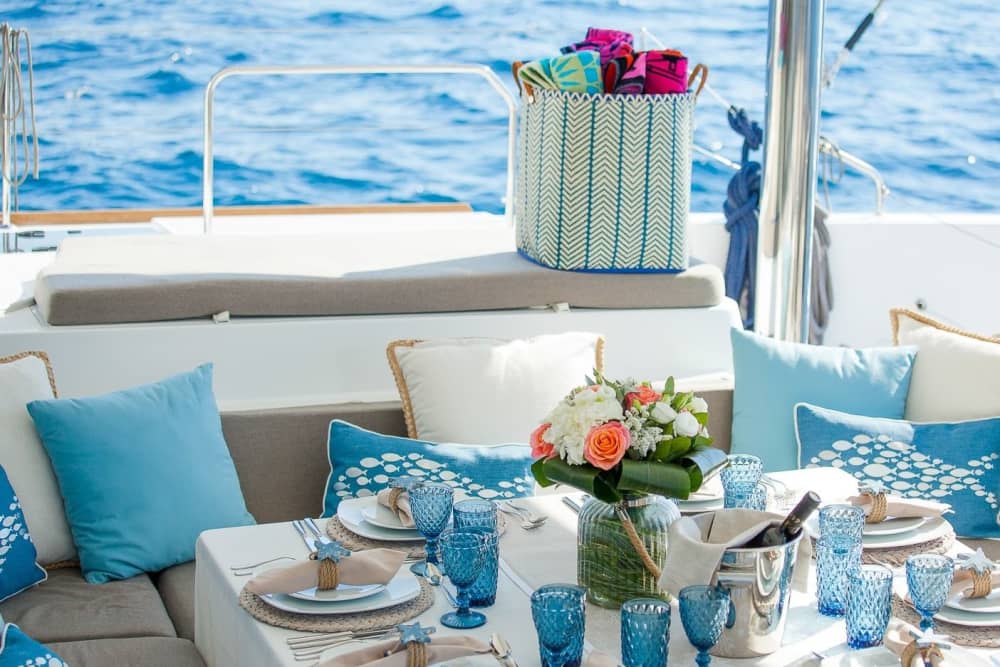 Island Bliss: Beach & Cave Adventure in Naxos