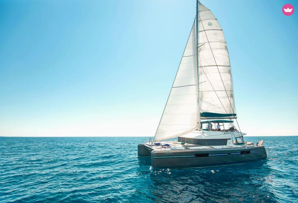 Island Bliss: Beach & Cave Adventure in Naxos