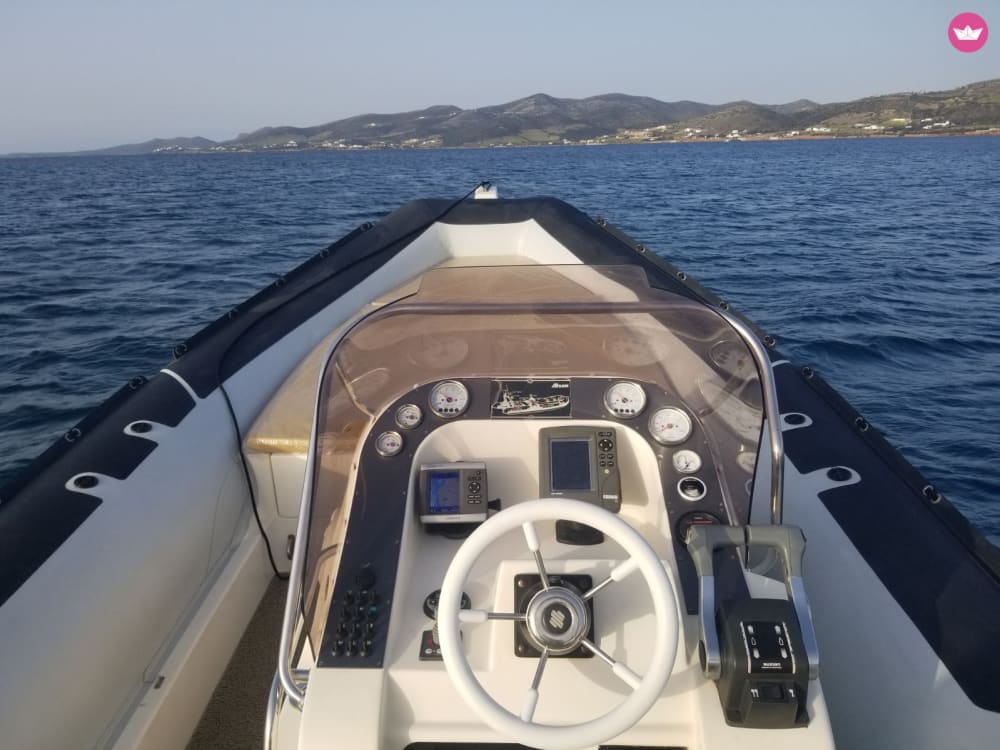 A Personalized Romantic Escape from Aliki