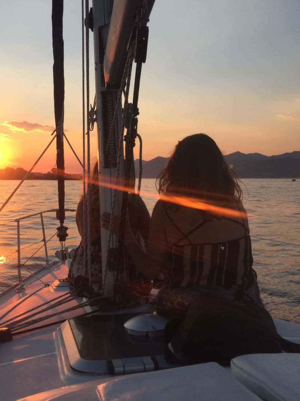 Tour di un giorno intero in barca a vela alle isole Elafiti: Koločep, Lopud e Šipan – Navigazione panoramica e spiagge appartate