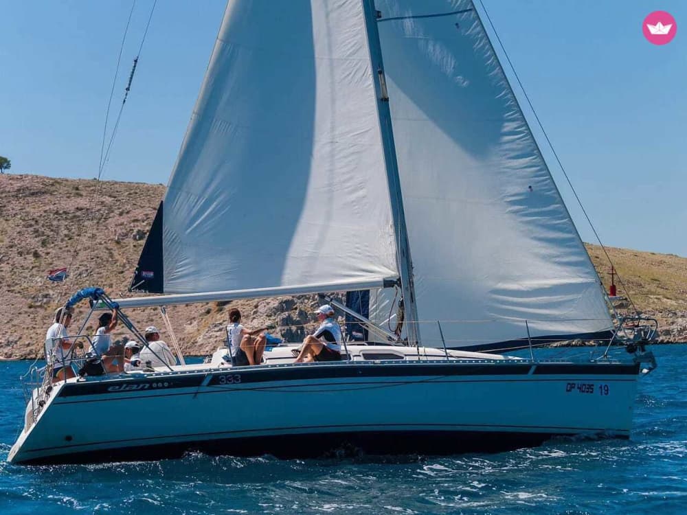 Tour di un giorno intero in barca a vela alle isole Elafiti: Koločep, Lopud e Šipan – Navigazione panoramica e spiagge appartate