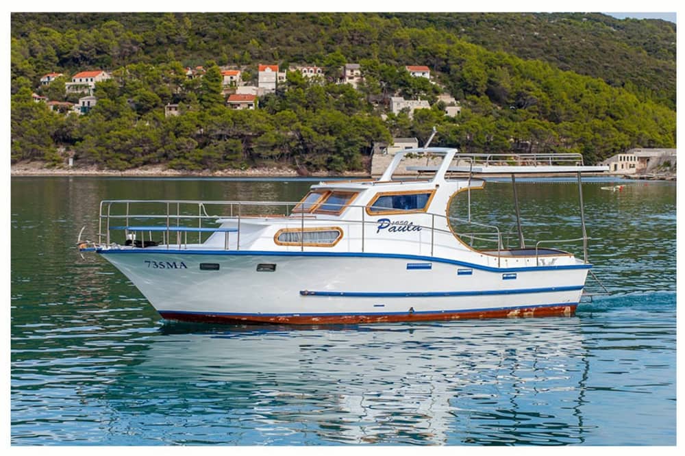 Din dag i Omiš: Hyr en motorbåt för 5 timmars upptäcktsfärd