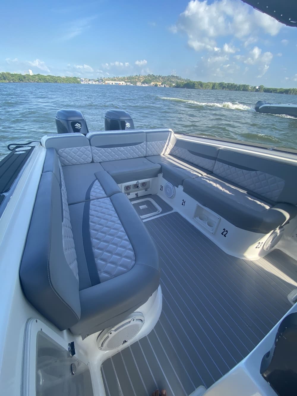 Votre bateau à moteur privé pour une journée autour de Carthagène