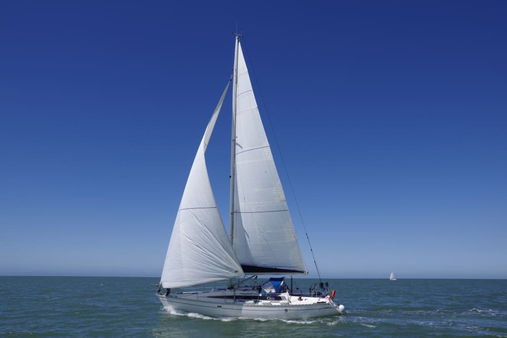 Découvrez Deauville lors d'une excursion en voilier d'une journée.