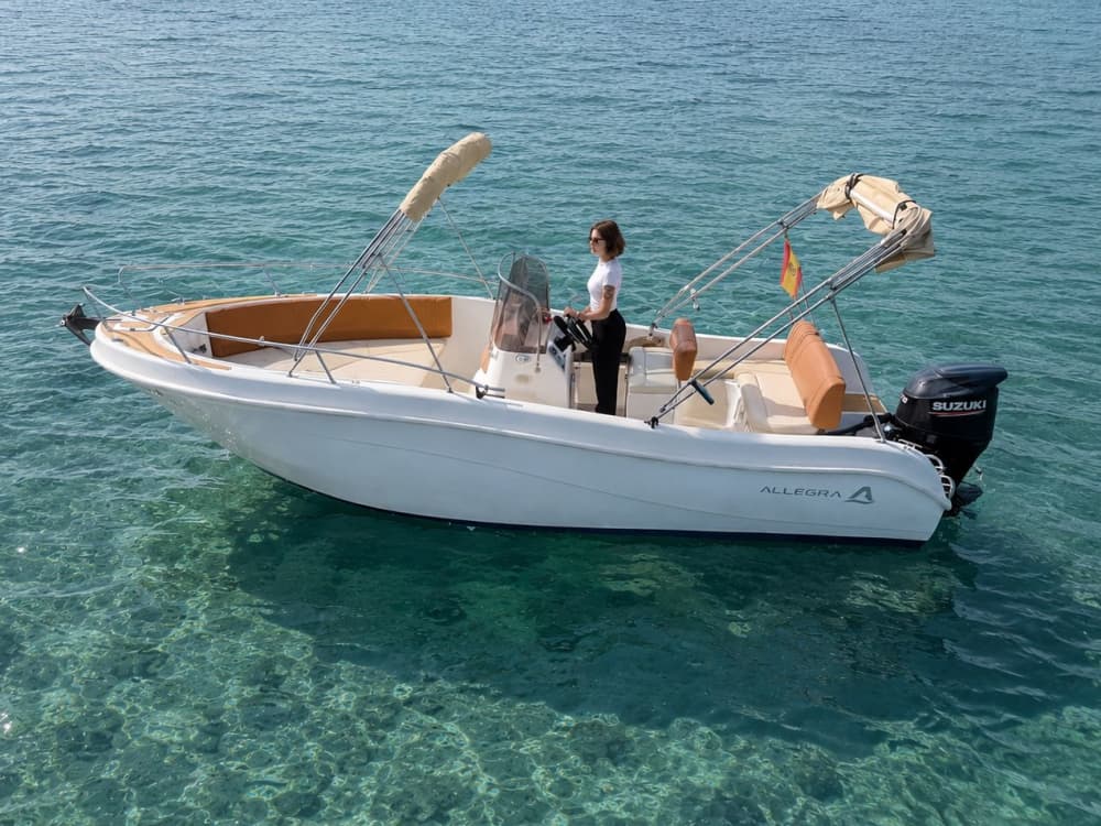 Italian Elegance at Sea in Alicante