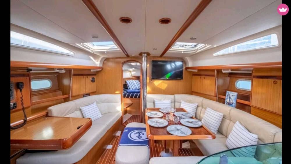 Sailing through the coves of Menorca