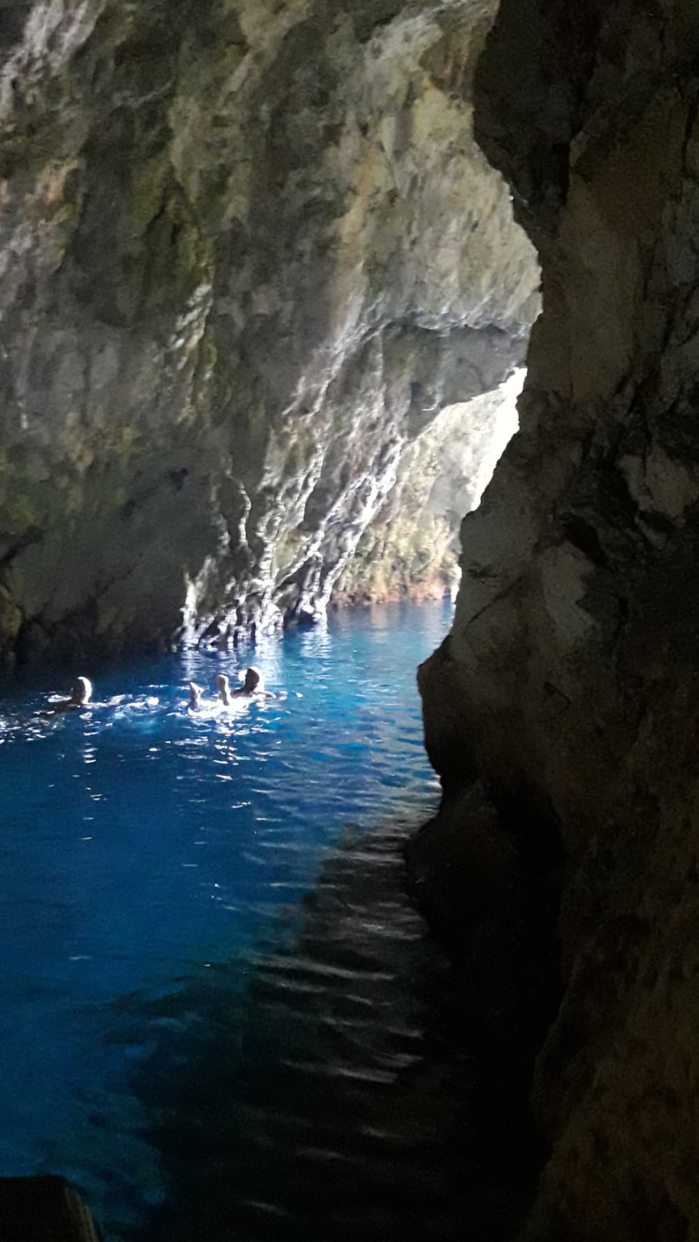 Private boat trip around Vis on a motorboat