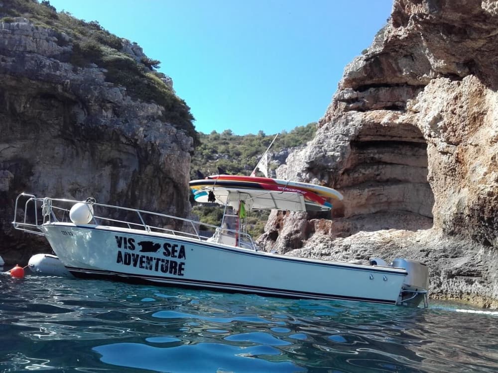 Private boat trip around Vis on a motorboat