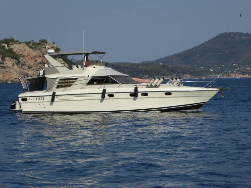 Entdecken Sie Saint-Mandrier-sur-Mer bei einer ganztägigen Motorbootfahrt