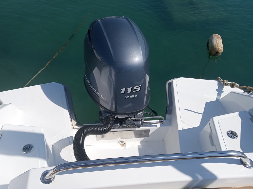 Your private motorboat for a day around Trogir