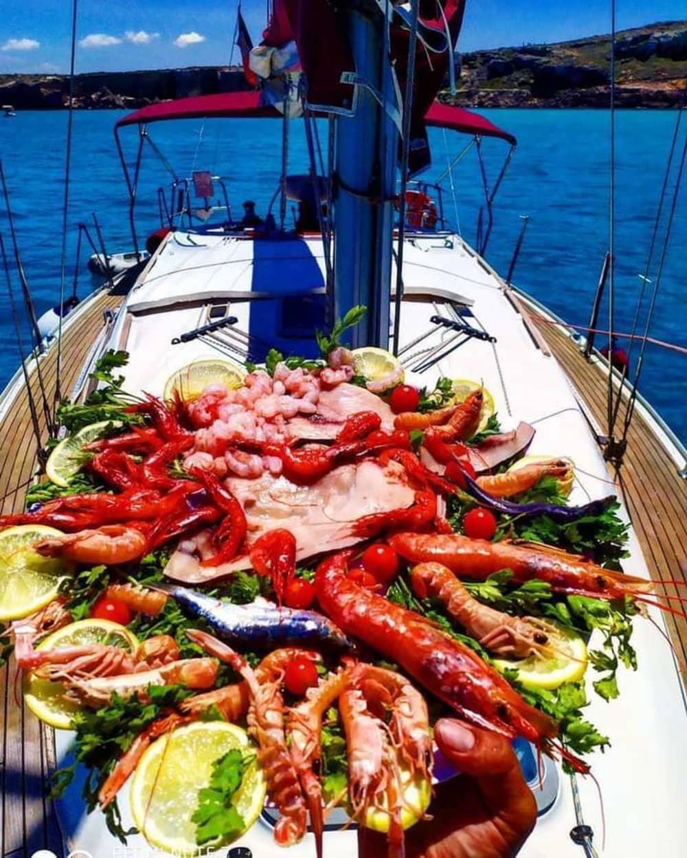 Descubra Trapani em um passeio de barco de um dia inteiro.