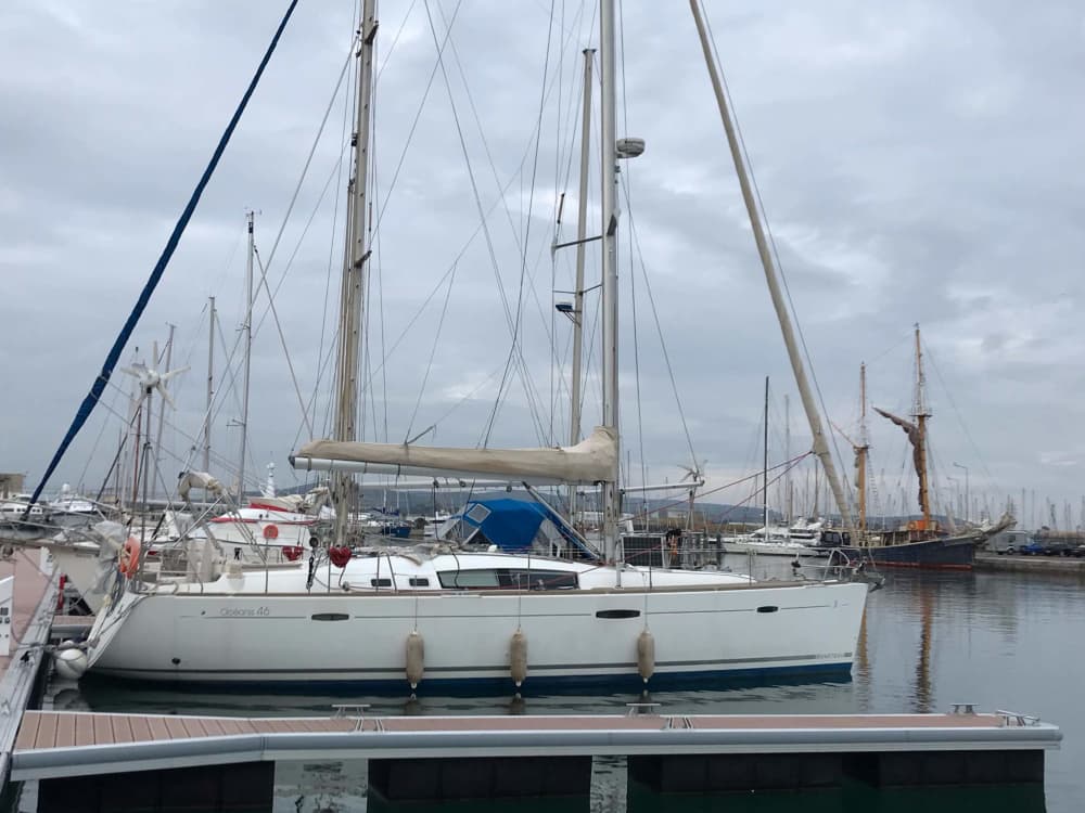 Nehmen Sie sich 9 Stunden Zeit, um den verborgenen Zauber von Sète vom Wasser aus zu entdecken.