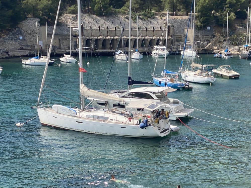 Nehmen Sie sich 9 Stunden Zeit, um den verborgenen Zauber von Sète vom Wasser aus zu entdecken.