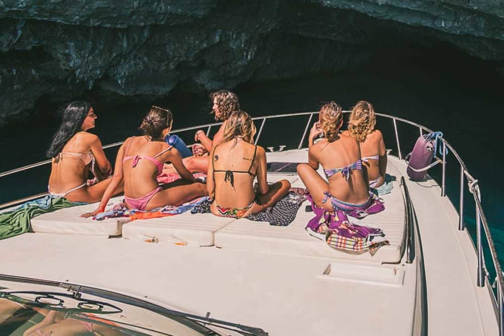 Luxuriöse Bootsfahrt von Positano nach Capri