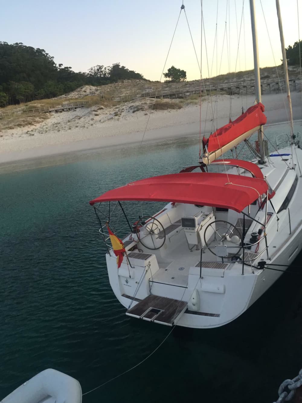 Gita in barca a vela privata di 8 ore a Vigo