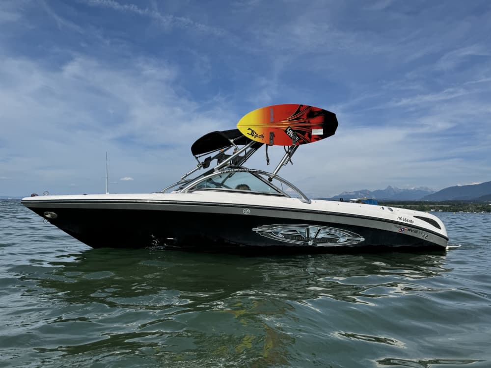 Ontspan in Sciez: 6 uur en 15 minuten zon op een motorboot.