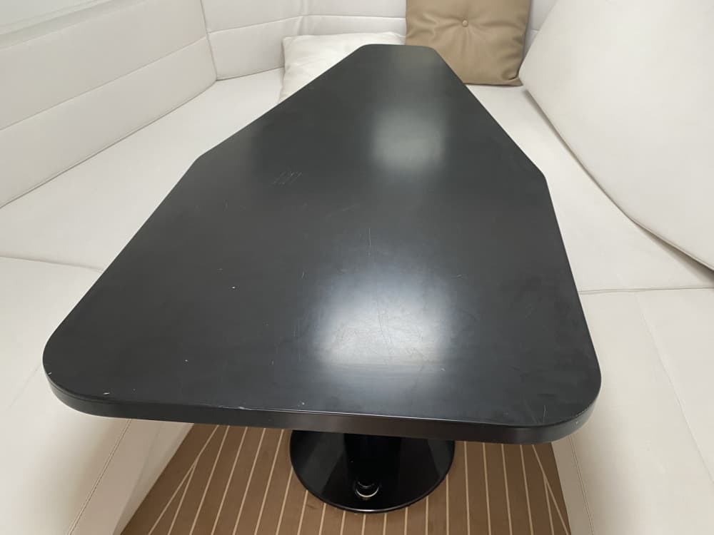 Private motorboat rental around Cannes