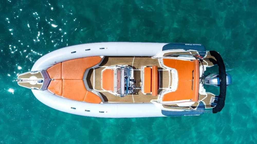 Ein Tag in Trogir auf einem Motorboot