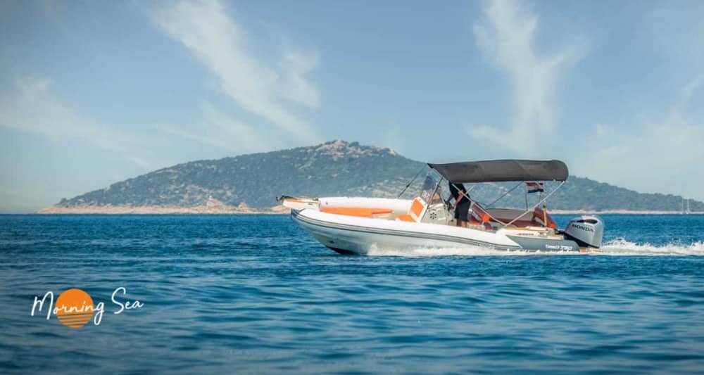 Ein Tag in Trogir auf einem Motorboot