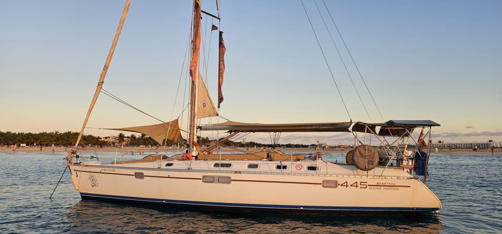 Découvrez Santa Pola lors d'une excursion en voilier d'une journée.