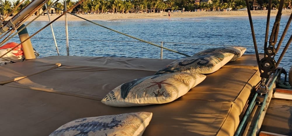 Découvrez Santa Pola lors d'une excursion en voilier d'une journée.