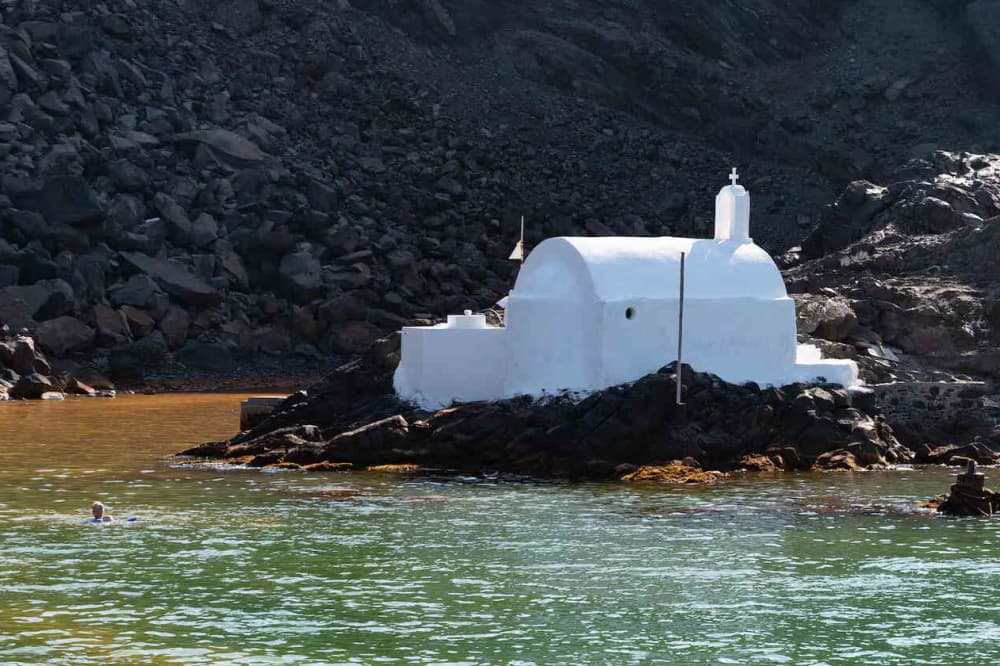 Kapitein Leo - Dagcruise met privéjacht rond Santorini