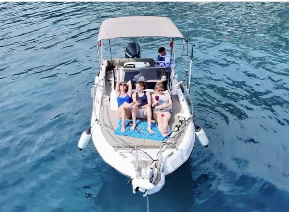 Discovering the Italian coast