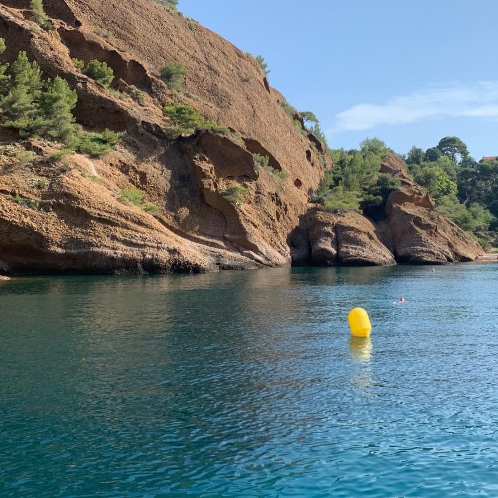 Erkunden Sie La Ciotat mit dem Boot: Ein ganzer Tag auf dem Wasser an Bord eines Motorboots