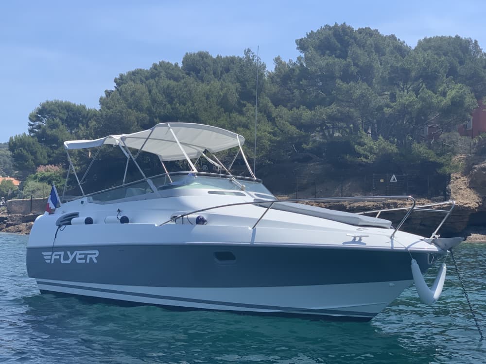 Erkunden Sie La Ciotat mit dem Boot: Ein ganzer Tag auf dem Wasser an Bord eines Motorboots