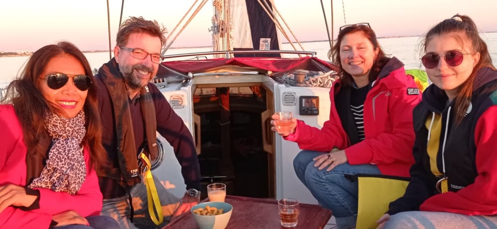 Profitez d'une journée complète de navigation à La Rochelle en voilier.