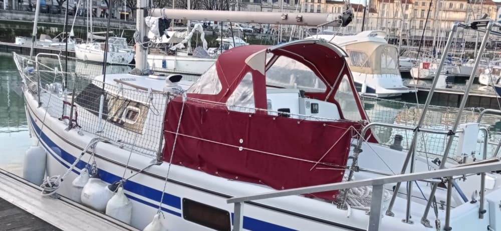 Profitez d'une journée complète de navigation à La Rochelle en voilier.