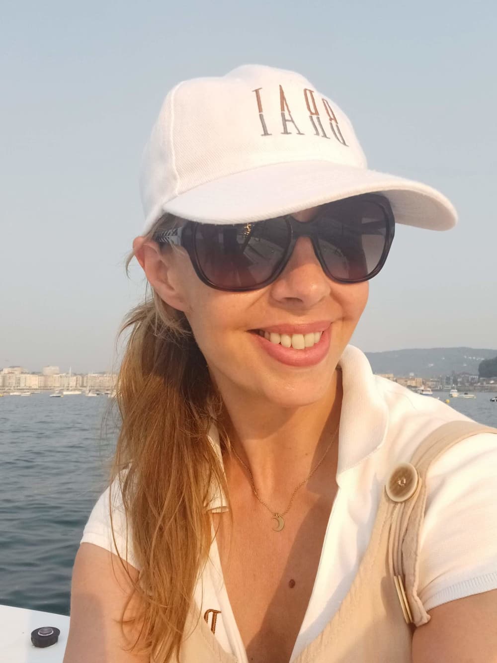 Entdecken Sie die Küste von Donostia-San Sebastián: Ein kompletter Tagesausflug an Bord eines Motorboots