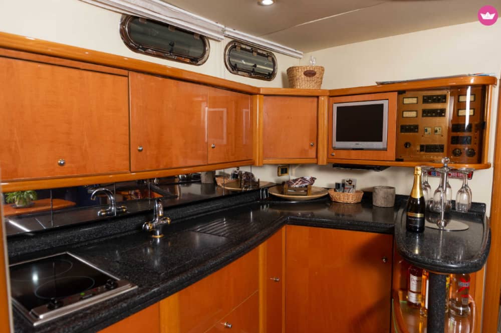 Croisière vers le sud – Zone des tortues de Laganas et grottes de Keri