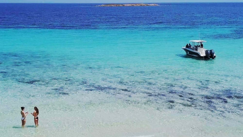 Crucero por la Laguna Azul y la isla Diaporos