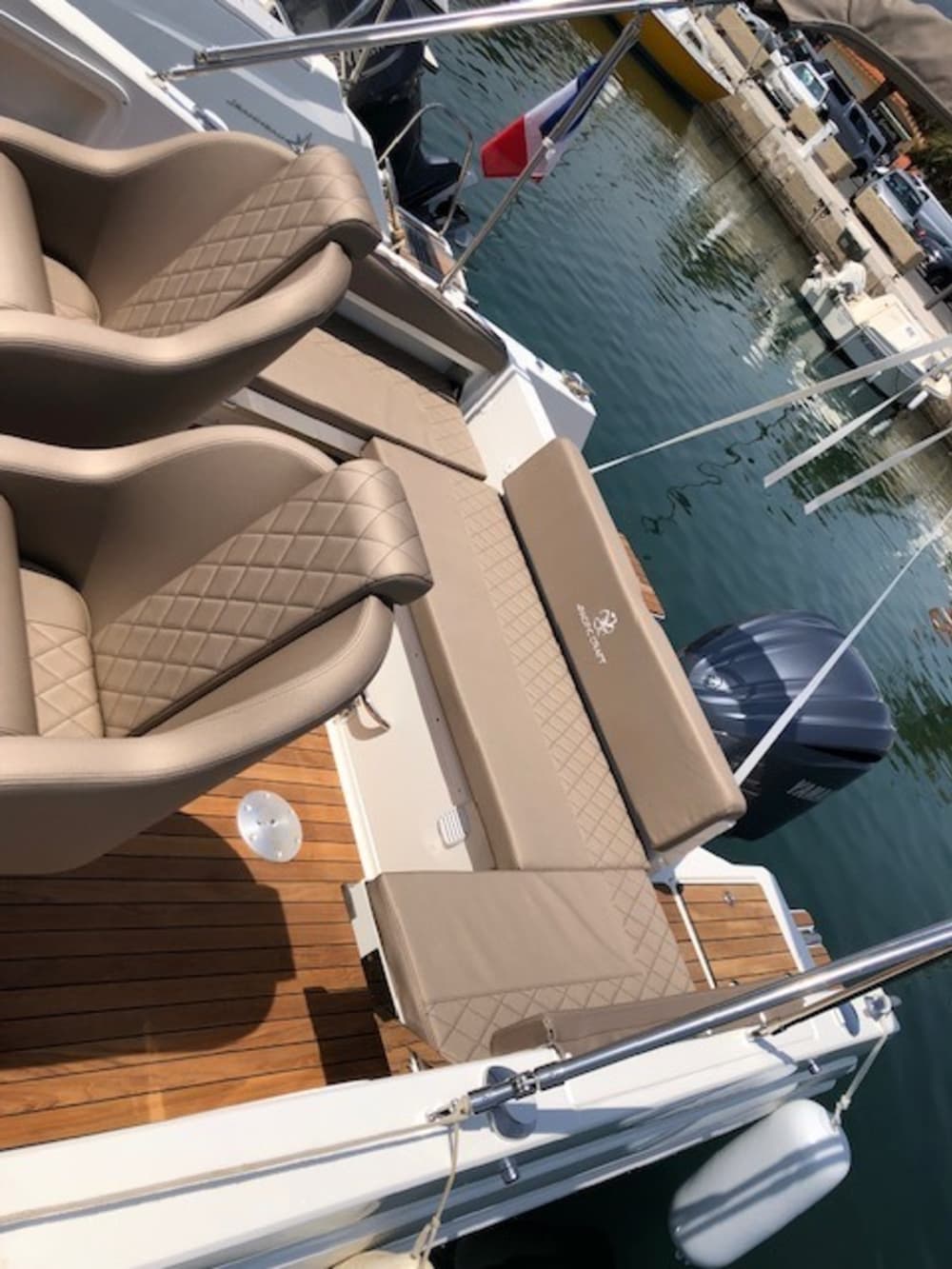 Profitez du soleil lors d'une excursion en bateau de 7 heures à Banyuls-sur-Mer.