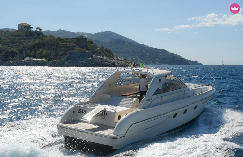 Tour in barca da Sorrento a Capri - Crociera tra i Faraglioni e le isole