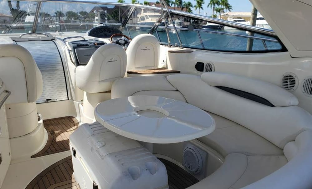 Das Beste von Casa de Campo, La Romana, findet auf dem Wasser statt: Ihr privater Ganztagesausflug mit einem Motorboot