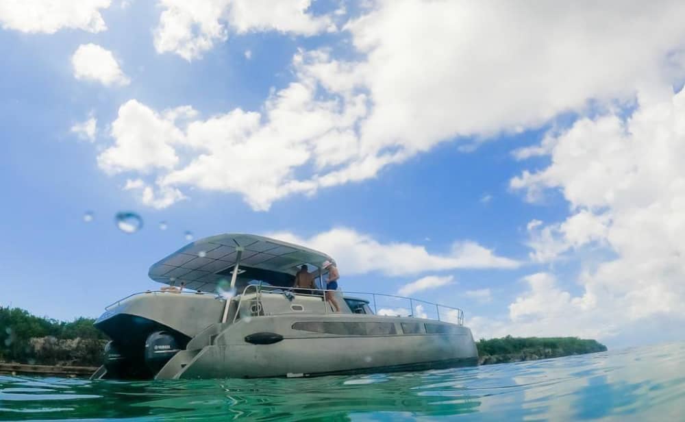 Relájate en La Romana: 8 horas de sol en catamarán.