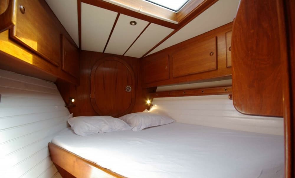 One-day sailing trip to Hyères.