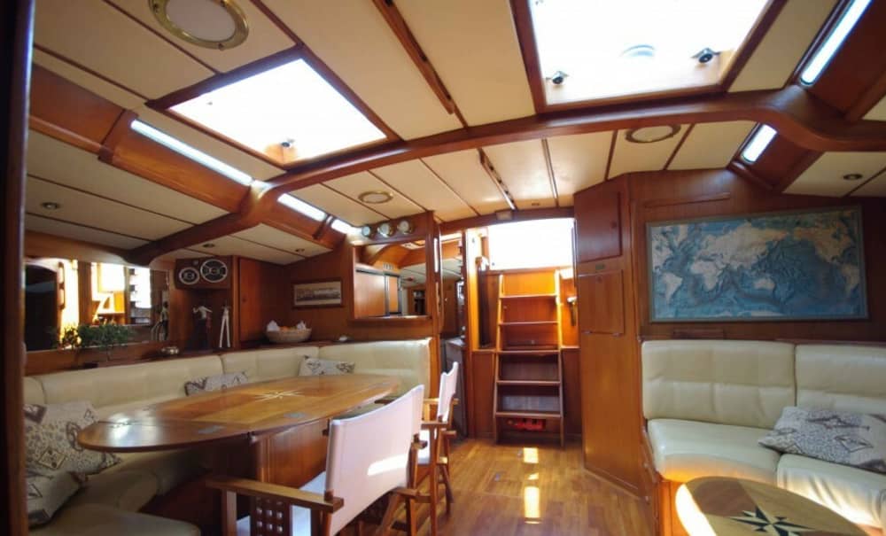 One-day sailing trip to Hyères.