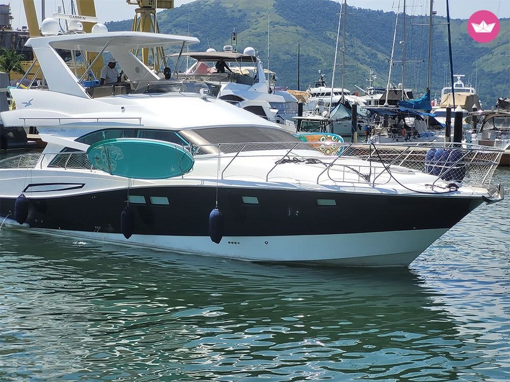 9 Stunden Luxus in Angra dos Reis – Individuelle Route & Premium-Komfort