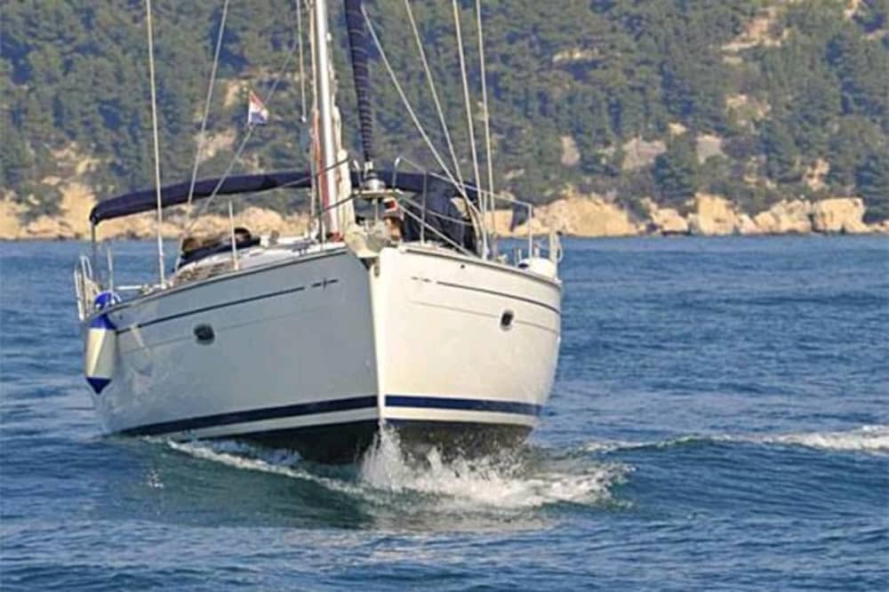Profitez d'une journée en mer à Las Galletas à bord d'un voilier