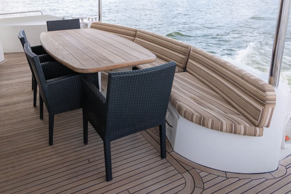 Alquiler de yates de lujo Sunseeker Manhattan de 82 pies en Cartagena