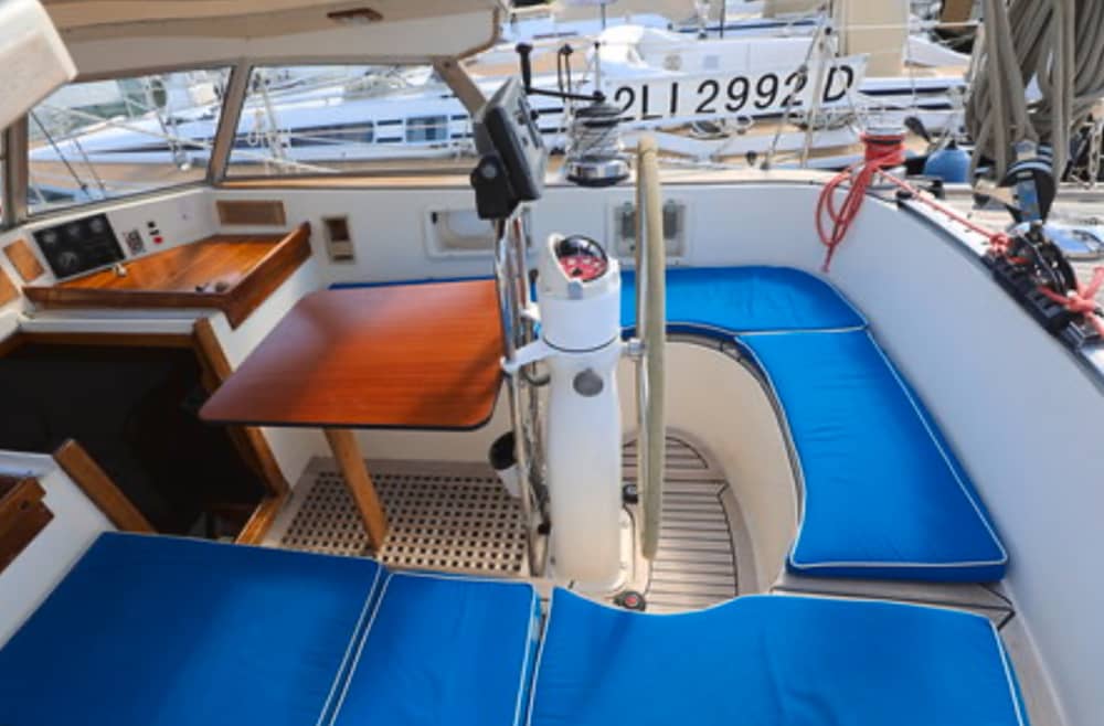 9 timmars segling längs Porto Ercoles kust