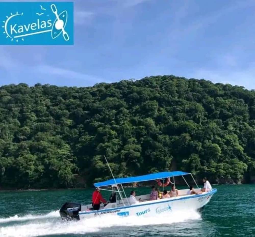 Motorboot huren voor een hele dag in Punta Arenas