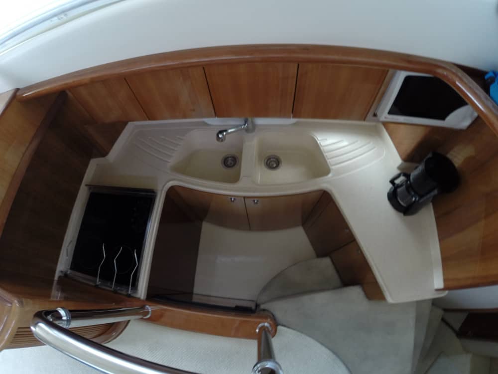 Ontdek Athene tijdens een dagtocht op een motorboot.
