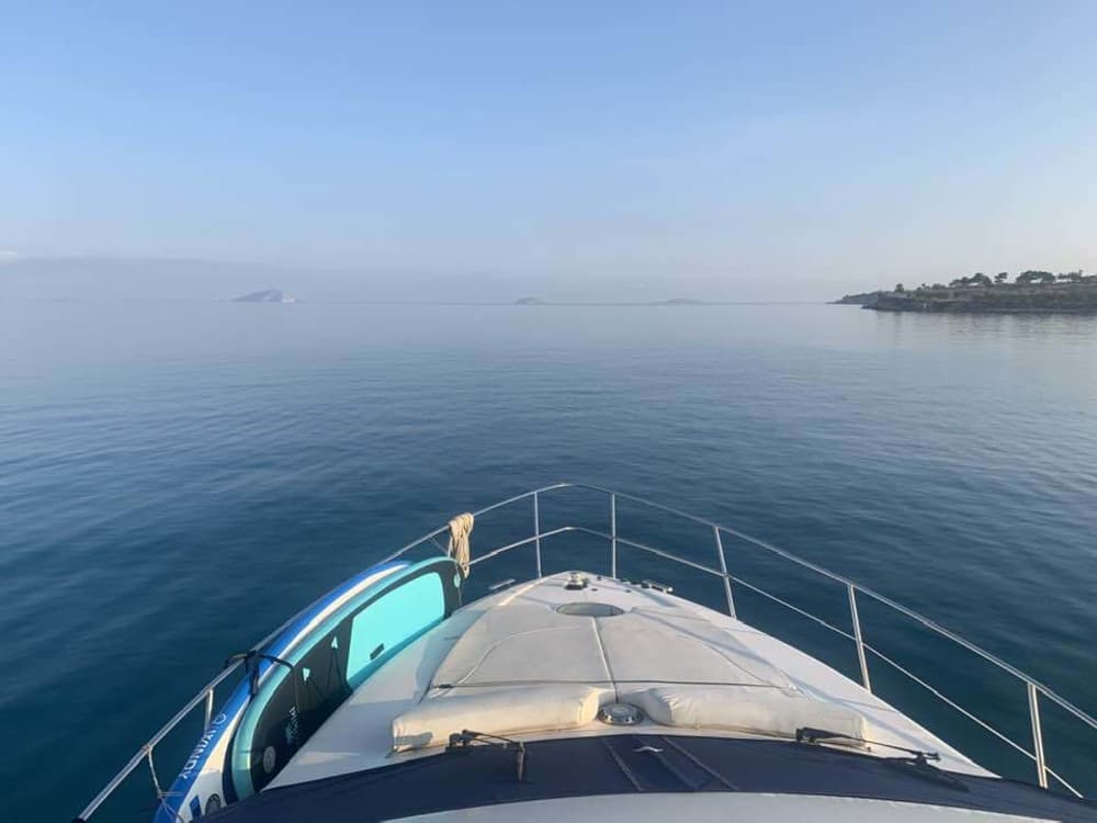 Ontdek Athene tijdens een dagtocht op een motorboot.