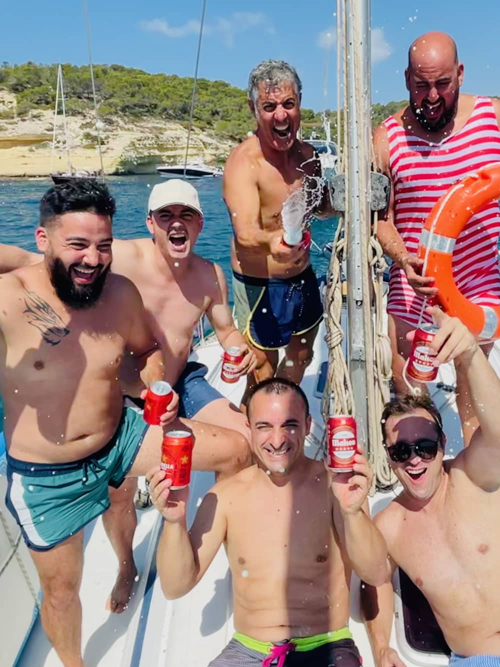 Passeio de barco privado com paella e tapas