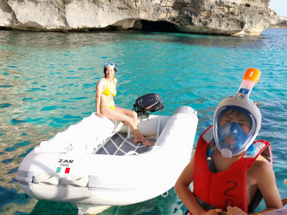 Navega por la costa de ensueño de Formentera: escapada de 8 horas al agua